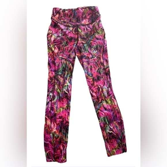 lululemon athletica Pants - LULULEMON leggings. Color Hyper Flow Pink Multi size 4. NWOT